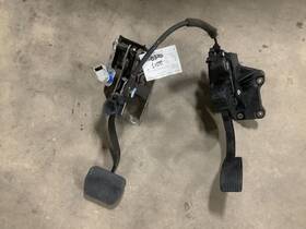 234.fd8513 F150 2013 Accelerator Parts 132224