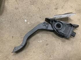 234.fd8c15 Escape 2015 Accelerator Parts 292815