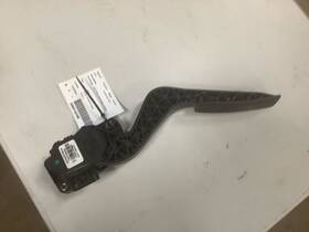 234.gm9h15 Terrain 2015 Accelerator Parts 315269