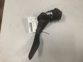 234.gm9m16 Sierra150 2016 Accelerator Parts 313958
