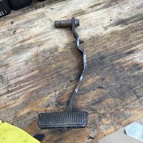 546.ch8m97 Ram2500 3500 1995 Brake Pedal