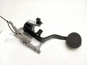 546.co1c11 2011 Mini Cooper Brake Pedal