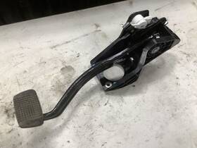 546.gm8f15 Colorado 2015 Pedal Brake/clutch 309713