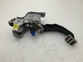 T3051922082907l6 Acura 2022-2023 Integra Clutch Pedal Changeover Withsensor Oem
