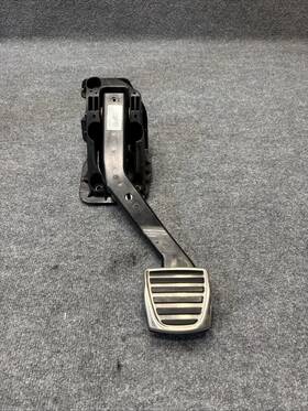 00505342700916090002330218 Alfa Romeo Brake Pedal For Giulia 16-22 22 6s 2.0 16v Turbo 147kw 2wd