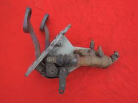 1365-66024 Alfa Romeo Giulietta Used Original Pedal Box And Master Cylinder
