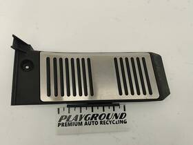 225.au1k09 Audi Tt Mk2 8j Dead Pedal Foot Rest Fits 2008 2009 2010 2011 2012 2013 2014 2015
