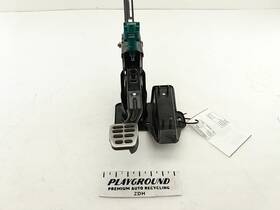 546.au1k00 Audi Tt Mk1 8n Brake Pedal Assembly With Mounting Bracket Fits 2000-2006 00 01