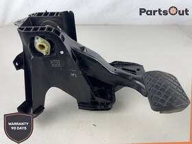 5q1723058aa Audi 2015-2019 A3 Front Driver Brake Stop Pedal With Bracket Support Oem
