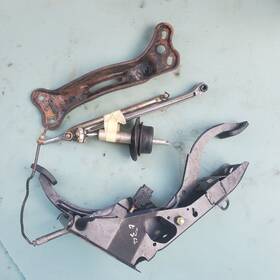 1220676 Bmw E34 Manual Transmission Pedals Selector Linkage Shifter Cross Mount Bracket