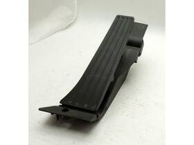 234.bm1i04 Bmw Z4 E85 Accelerator Gas Throttle Pedal Fits 2003 2004 2005 2006 2007 2008 03