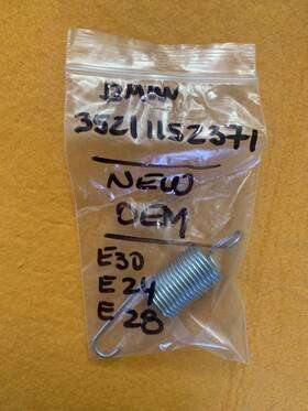 35211152371 Bmw Oem Nos E30 E24 E28 Brake Pedal Return Spring #