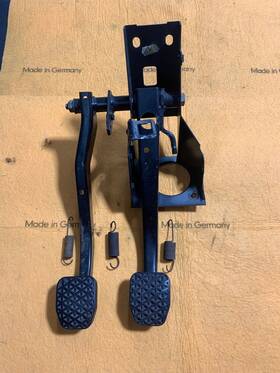 35211153958 Bmw E30 Manual Pedals Brake And Clutch Tension Springs Oem