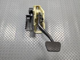 645091703435006775368 Bmw 2010 - 2011 Oem 535igt Front Floor Brake Pedal With Bracket 645091703435006775368 Bmw 2010 - 2011 Oem 535igt Front Floor Brake Pedal With Bracket