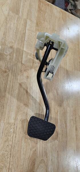 6797405-04 Bmw 12-18 F30 328i 3 Series Brake Pedal Oem P/n 3500