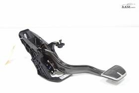 687428502 Bmw 2018-2022 M550i G30 Xdrive Floor Brake Stop Foot Pedal With Bracket Oem