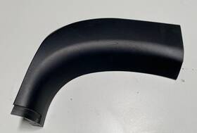 8220010 Bmw E46 330 328 325 Lower Passenger Side Kick Panel Black