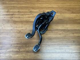 9504882 Bmw 2021-2025 M3 G80 3.0 Manual Transmission Brake Clutch Pedal Oem Note