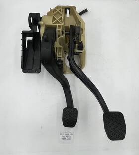 6789737 Bmw Genuine Oe 11-13 5 Series F10 F11 Manual Brake Clutch Pedal Assembly Master Cyl