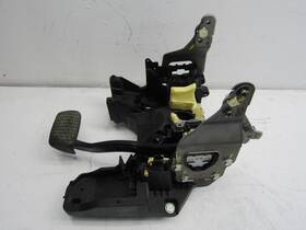 22783972 Buick Brake Pedal Regal 2012 Left Driver Side Lever Floor Mount Bracket Pad Oem