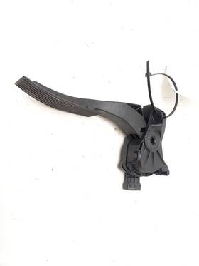 234.gm4l13 Buick Gas Pedal Fits Lacrosse 2013 Oem