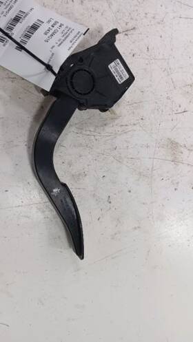 941.gm4g15 Buick Encore Gas Pedal 2013 2014 2015 2016