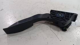 941.gm4m18 Buick Lacrosse Gas Pedal 2017 2018 2019