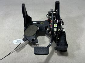 20942656 Cadillac 2010-2016 Srx Cruise Control Adjust Actuator Stop Brake Pedal
