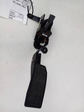 234.gm6q06 Cadillac Gas Pedal For Srx 2006