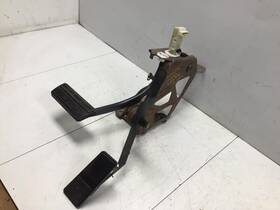 25669178 Cadillac Deville 2002 Brake Gas Pedal W / Switch Factory
