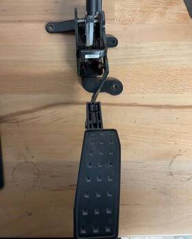 546.gm6q07 Cadillac 2007 Srx Gas Pedal 503834