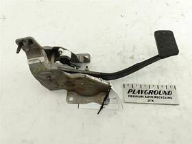 546.gm6u12 Cadillac Cts Brake Pedal Assembly Includes Mounting Bracket 22791944 Fits 09-14