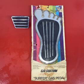 3034 Cal Custom #3034 C1550 1970s Surfer Dude Gas Accelerator Pedal Foot Vintage Nos
