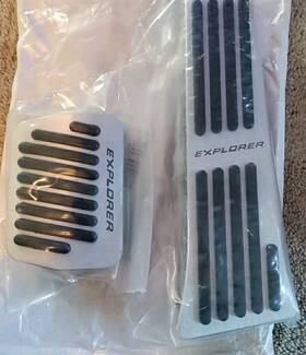 Carpopart 766549345599 Pack 2 Car Accelerator Gas Fuel Brake Pedal Pad For Ford Explorer