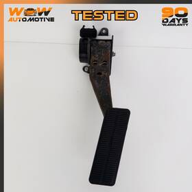 00132937 Chevrolet 97-04 Corvette C5 Gas Throttle Accelerator Pedal Assembly Bracket Oem