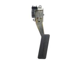 Chevrolet 00152984 1997-2004 Corvette C5 Gas Pedal Fuel Accelerator Pad Oem