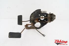 15188770 Chevrolet Accelerator And Brake Pedal W Bracket Fits 2003-2005 Chevy Silverado 1500 702609