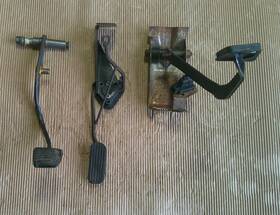 15661053 Chevrolet 1994-1997 Chevy S10 S15 Pickup Clutch Pedal And Brake Swap Set