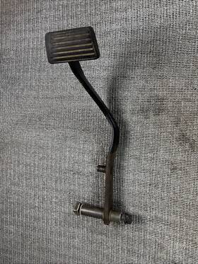15953755 Chevrolet Blazer Brake Pedal 1999