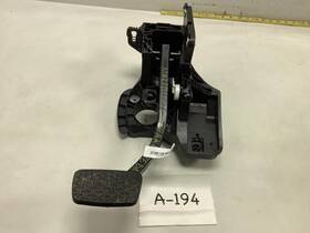 23375950 Chevrolet 2016 Malibu Ls Brake Pedal Assy