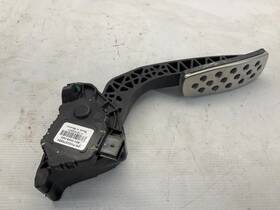 234.gm1m17 Chevrolet 17 2017 Malibu 1.8 Hybrid At Fwd Gas Accelerator Pedal Oem B