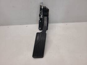 234.gm1o14 Chevrolet 2014 Impala 3.6l / At Accelerator Pedal - Dbw Drive By Wire