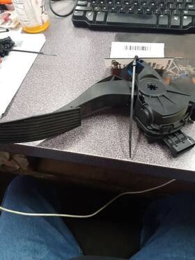 234.gm1p14 Chevrolet 2014 New Style Impala Gas Pedal 182131 234.gm1p14 Chevrolet 2014 New Style Impala Gas Pedal 182131