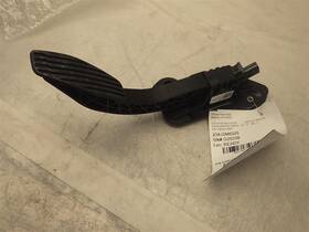 234.gm8325 Chevrolet 2025 Silverado 2500 Diesel Throttle Pedal