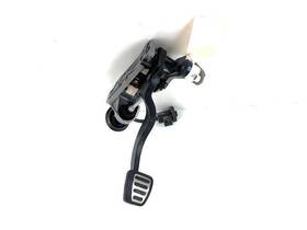23484715 Chevrolet C7 Corvette Manual Transmission Clutch Pedal And Master Cylinder 2348471