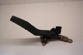 546.gm1j09 Chevrolet 2009 09 Malibu Accelerator Gas Pedal Oem