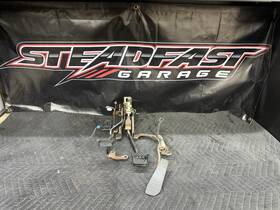 546.gm1m94 Chevrolet 93-02 Chevy Camaro Firebird Manual Transmission Pedal Assembly Oem
