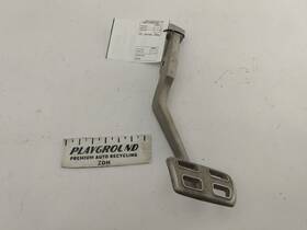 546.gm1y99 Chevrolet Corvette C5 Convertible Brake Pedal Assembly 97 98 99 00 01 02 03 04