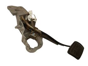 84524406 Chevrolet 2016-2023 Camaro Brake Stop Pedal Oem