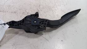 941.gm1d12 Chevrolet Chevy Traverse Gas Pedal 2010 2011 2012 2013